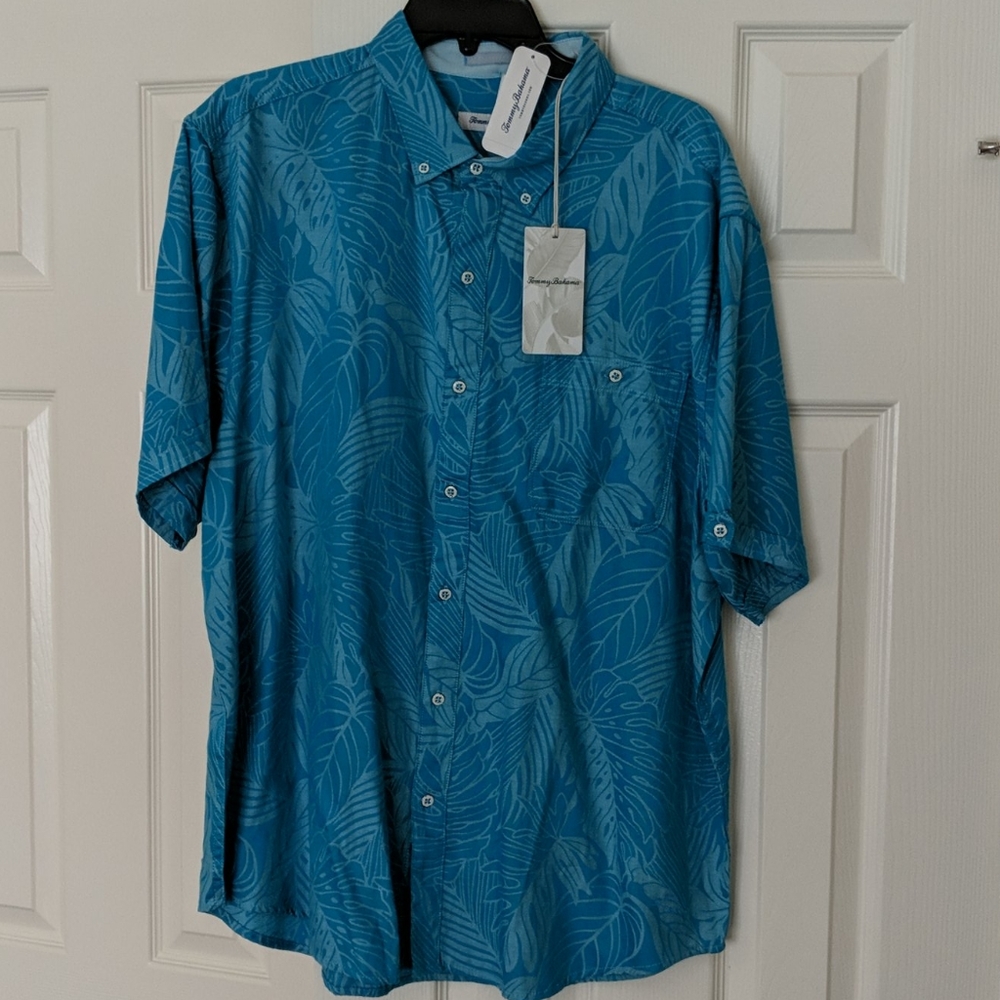 Tommy Bahama men's button-up shirt. NWT